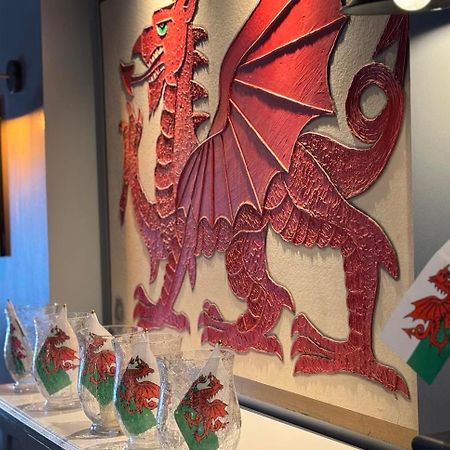 Y Castell Hotel Caernarfon Eksteriør billede