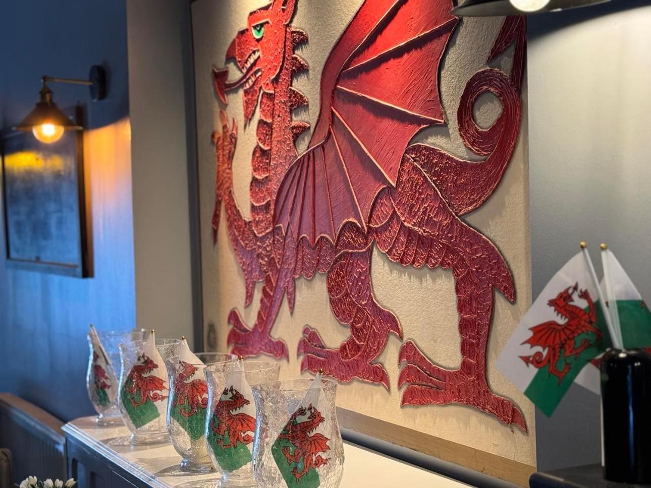 Y Castell Hotel Caernarfon Eksteriør billede